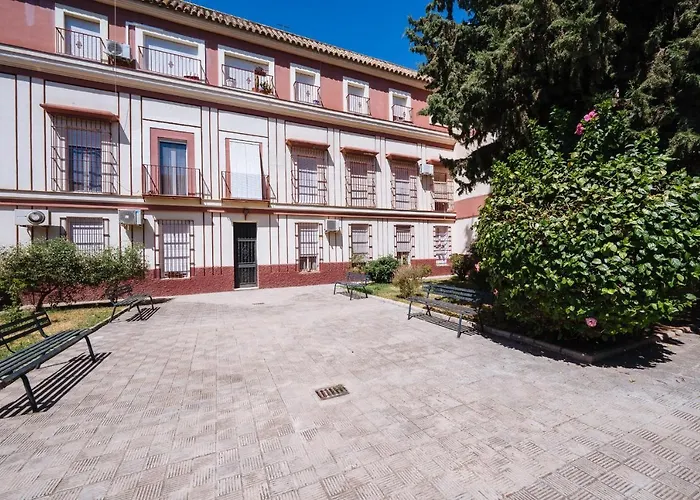 Sevillano Apto En Centro Cerca De Santa Justa